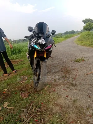 Yamaha R1 2018 Black