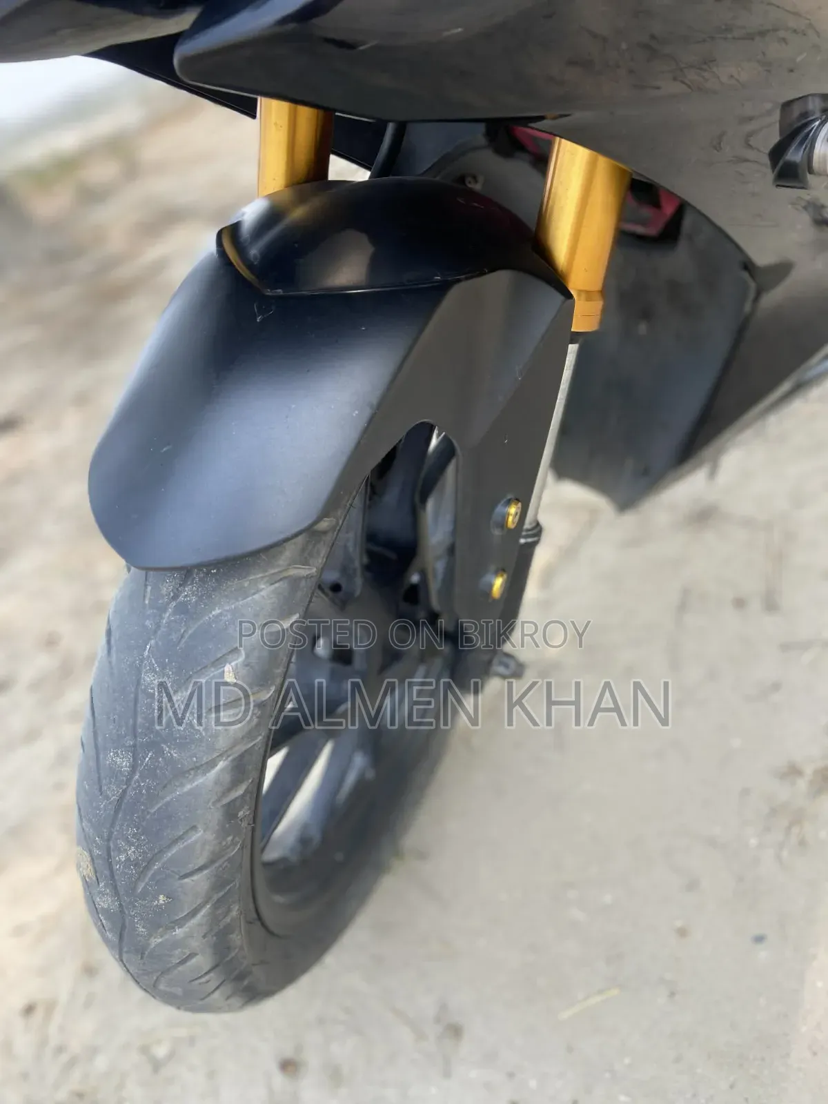 Yamaha R1 2018 Black