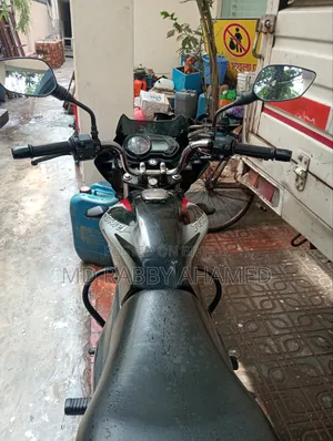 Bajaj Discover 125 2021 Black