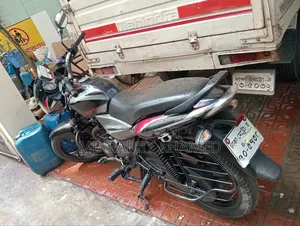 Bajaj Discover 125 2021 Black
