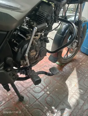 Bajaj Discover 125 2021 Black