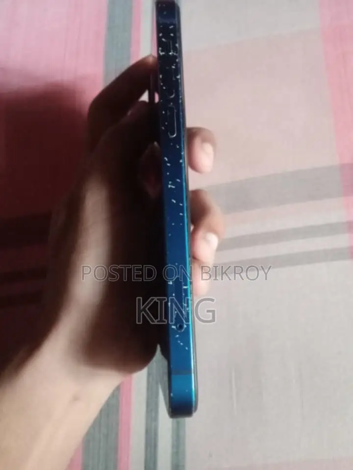 Apple iPhone 12 64 GB Blue