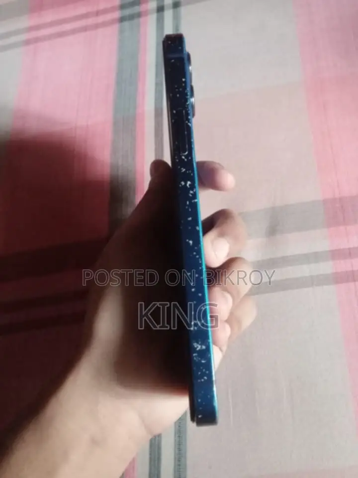 Apple iPhone 12 64 GB Blue