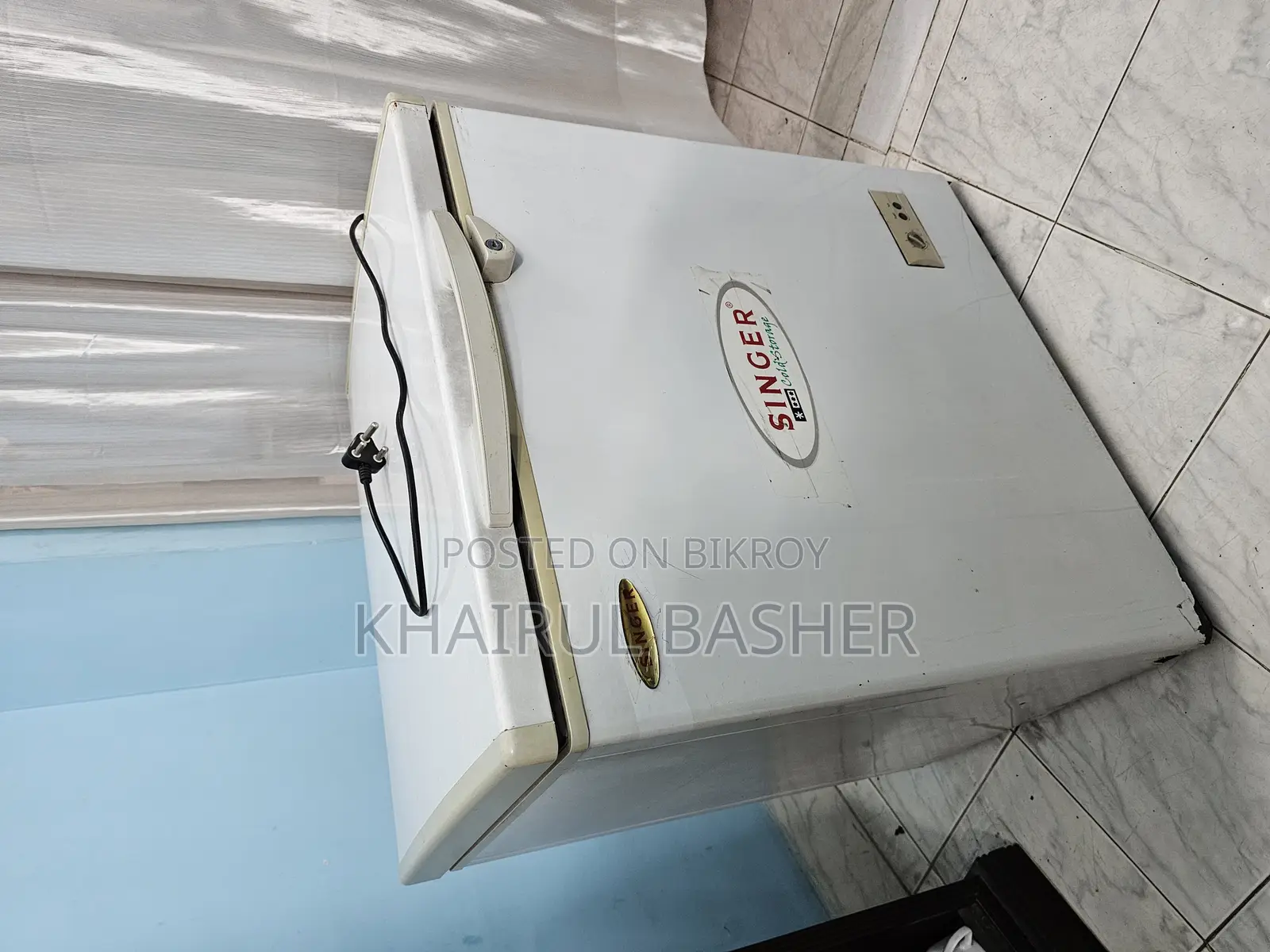 Singer Chest Freezer/ Deep Freeze