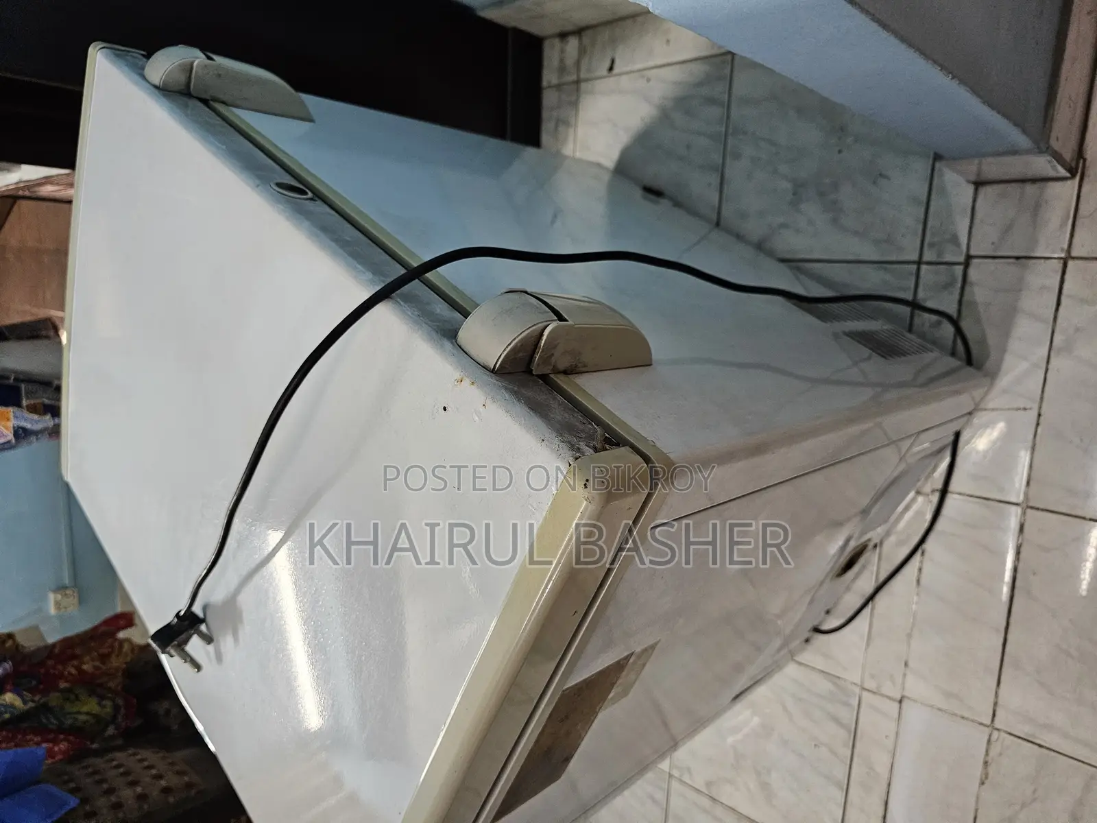 Singer Chest Freezer/ Deep Freeze
