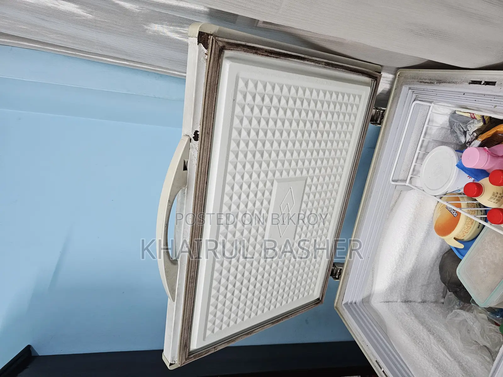 Singer Chest Freezer/ Deep Freeze