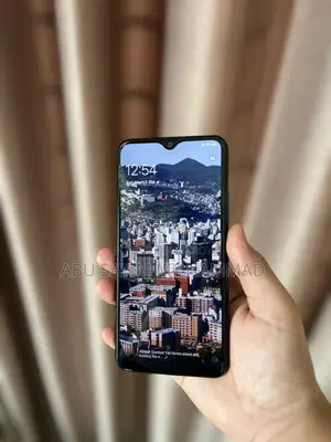 EL 32 GB Black