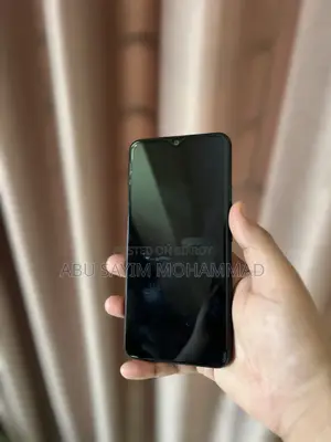 EL 32 GB Black