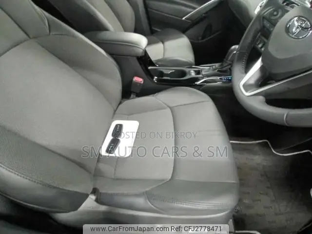 Toyota Corolla Cross 1.8 Hybrid FWD 2022 Red