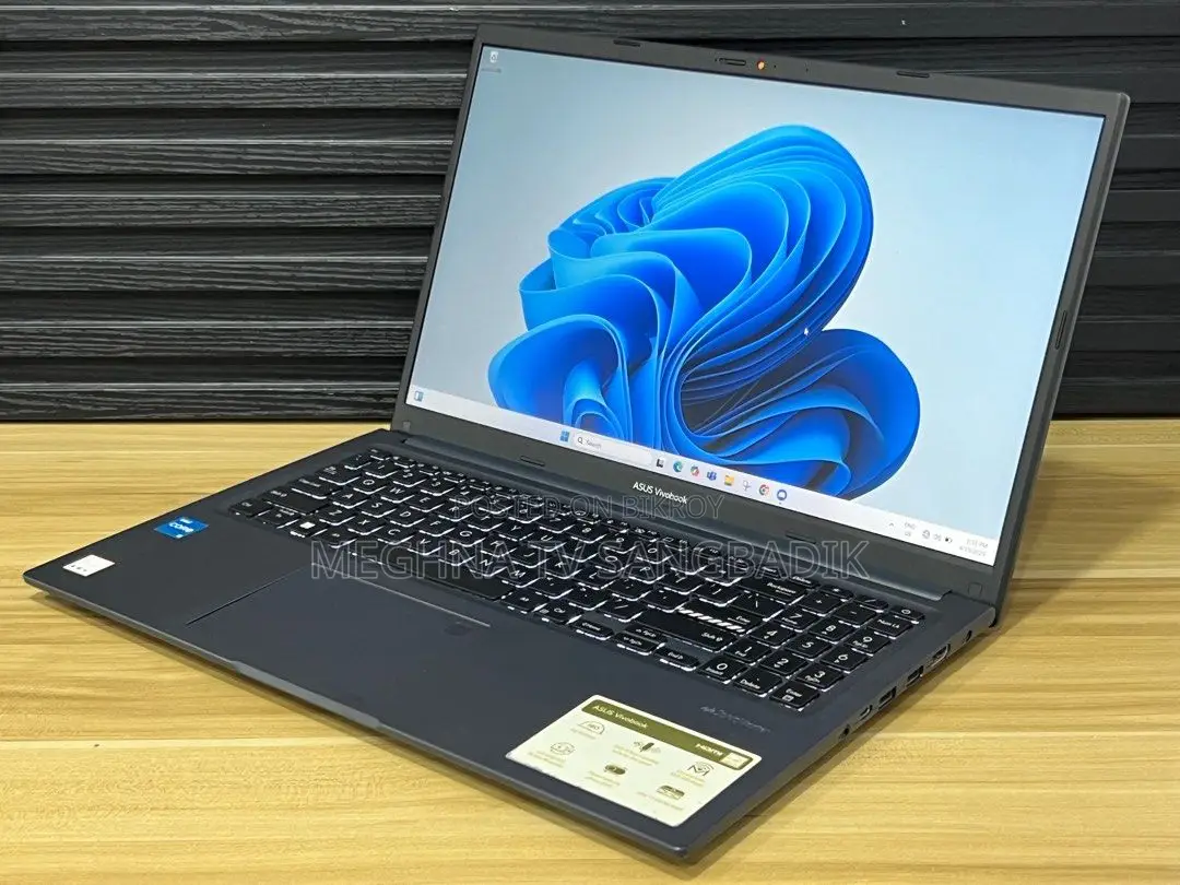 Laptop Asus 3GB Intel SSD 256GB