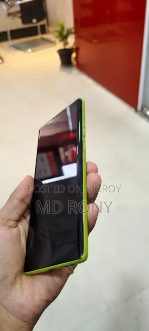 Motorola Moto G85 128 GB Yellow