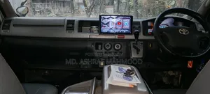 Toyota Grand HiAce 2005