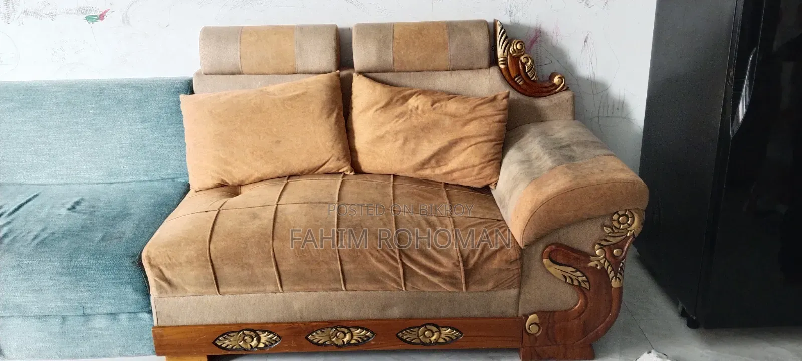 Sofa for sale