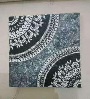 ক্যানভাস পেইন্টিং
