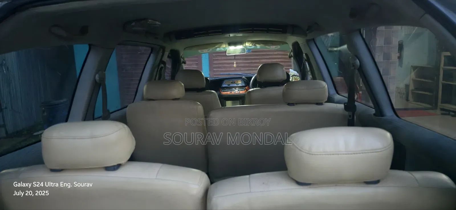 Toyota Estima 1995 Silver