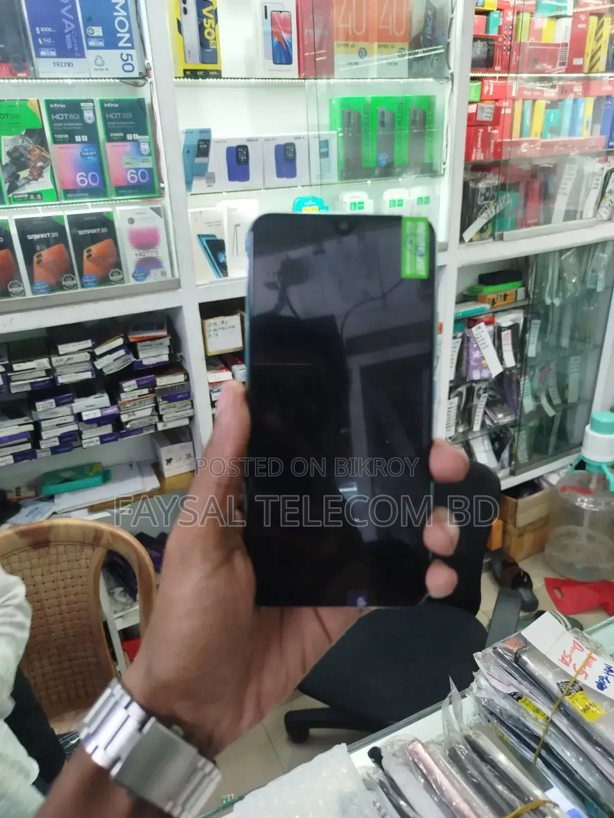 Vivo Y11 32 GB Black