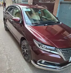 টয়োটা প্রিমিও ১.৫ ফ্রন্ট-হুইল ড্রাইভ ২০১৮ মেরুন