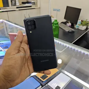 Samsung Galaxy A12 64 GB Black