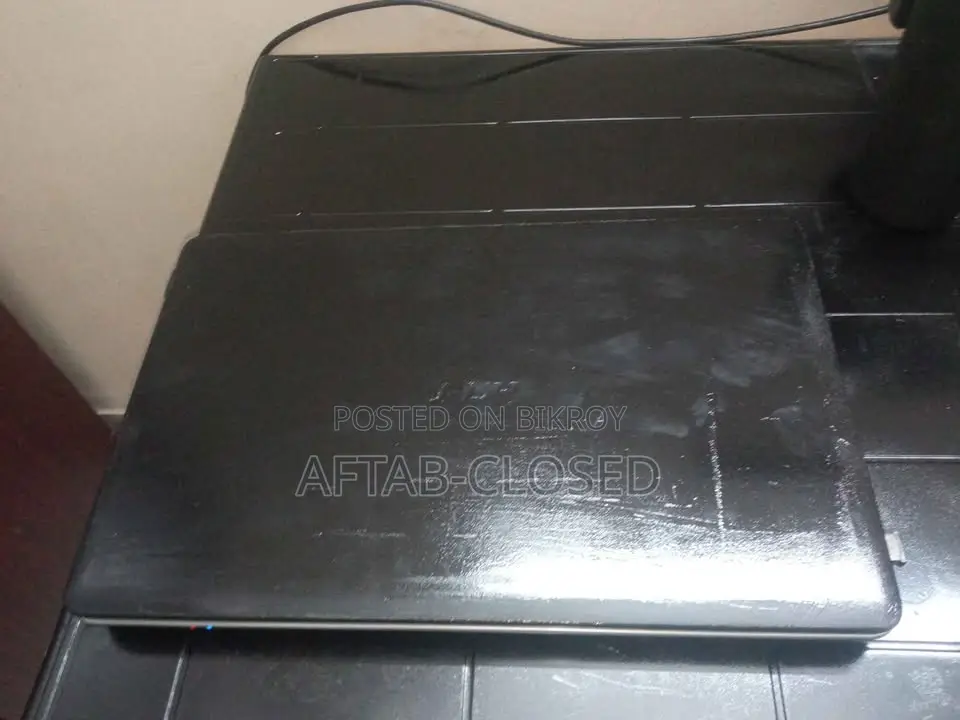 Laptop Acer Aspire E5-531g 6GB Intel Pentium HDD 500GB