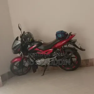 Bajaj Pulsar 150 2016 Red