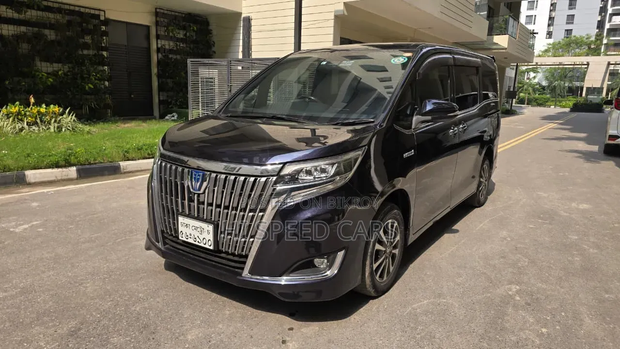 Toyota Esquire 2017 Black