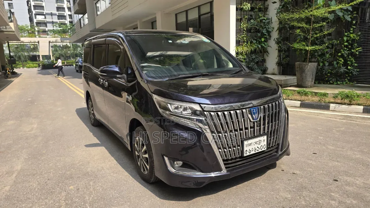 Toyota Esquire 2017 Black