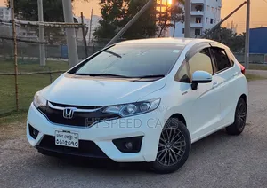 Honda Fit 2016 Pearl