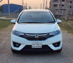 Honda Fit 2016 Pearl