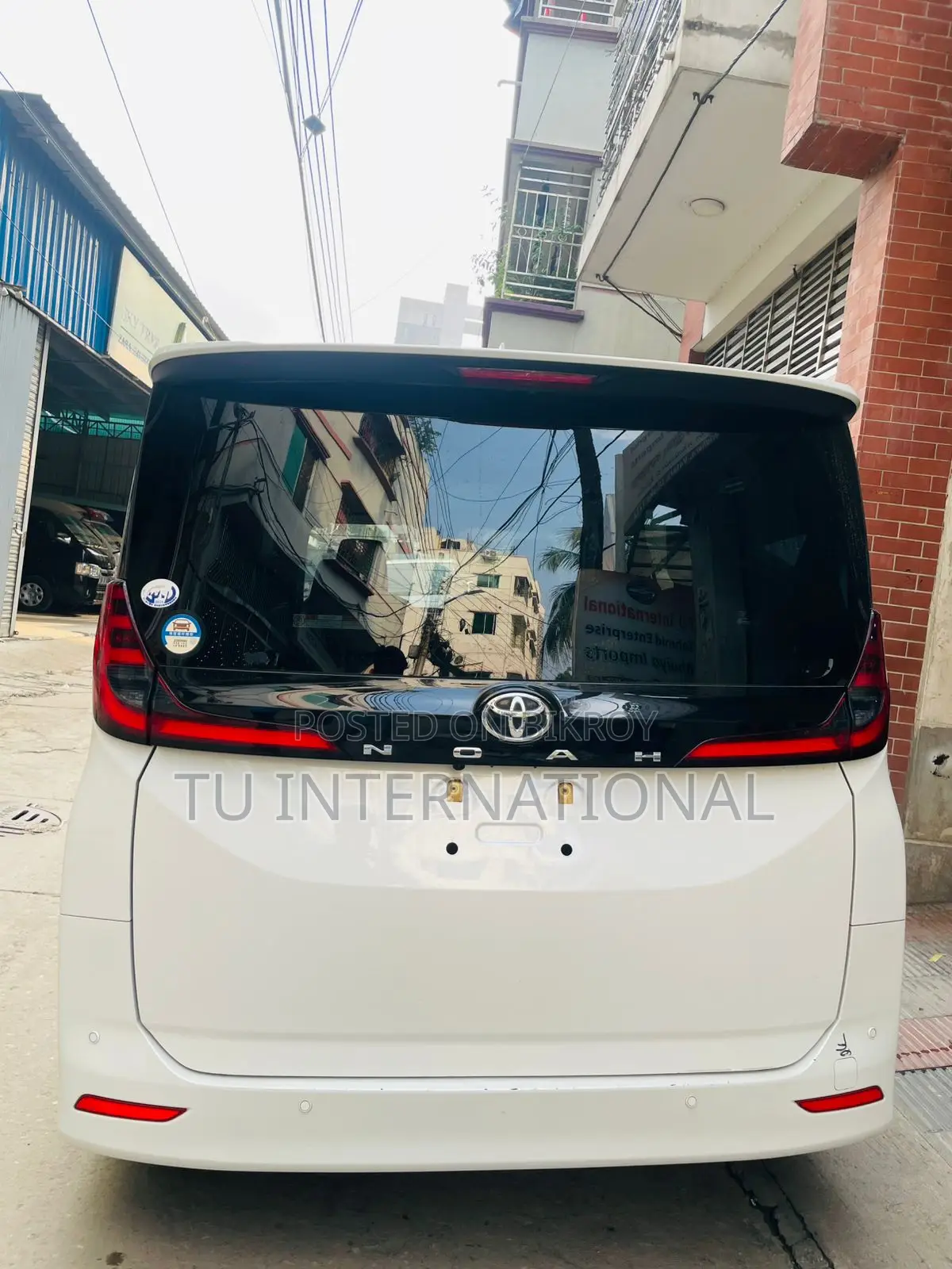 Toyota Noah 2022 Pearl
