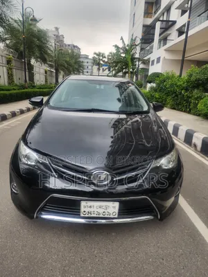 Toyota Auris 2013 Black