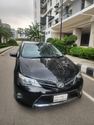 Toyota Auris 2013 Black