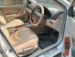 Toyota Premio 2012 Pearl