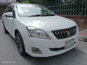 Toyota Premio 2012 Pearl