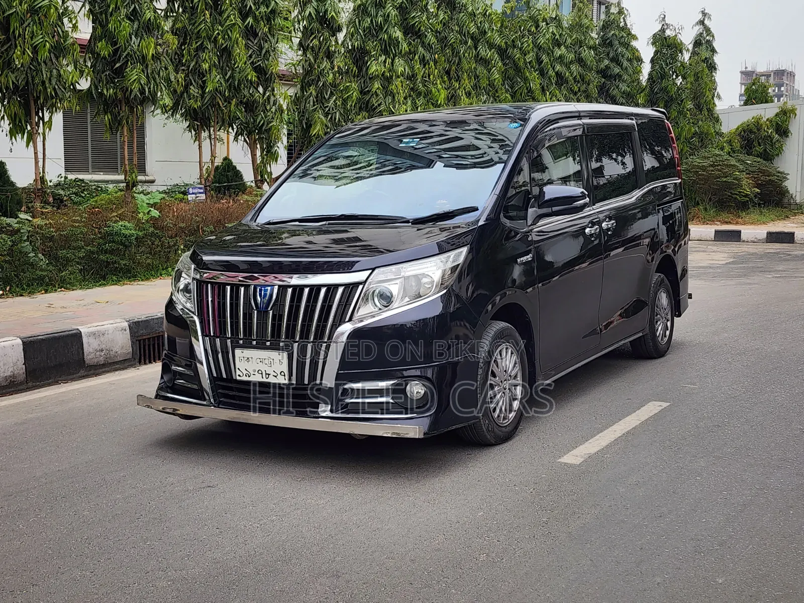 Toyota Esquire 2014 Black