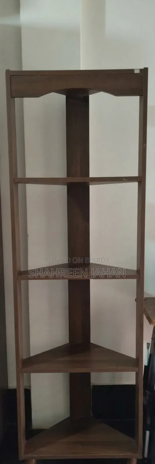 Corner Shelf for Sale - Like New