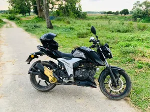 TVS Apache RTR 160 4V 2019 Black