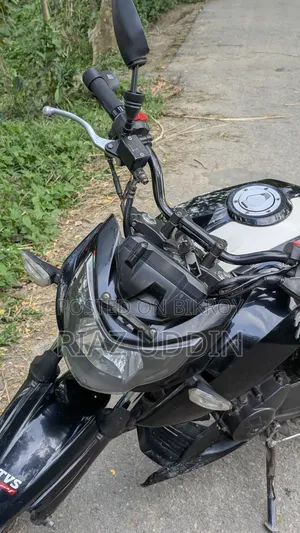 TVS Apache RTR 160 4V 2019 Black
