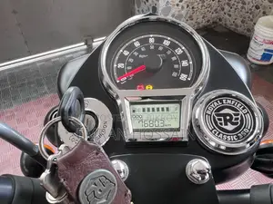 Royal Enfield Classic 350 2024 Black