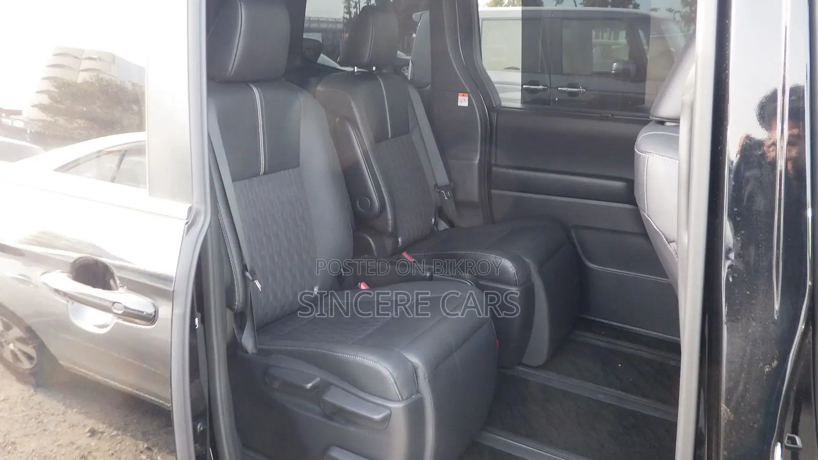 Toyota Noah 2022 Black