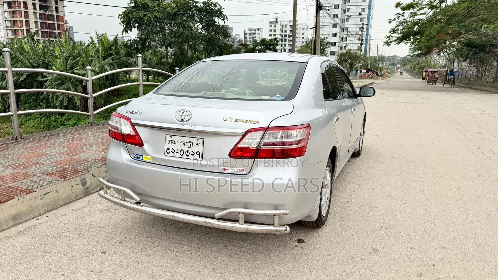 Toyota Premio 2012 Silver