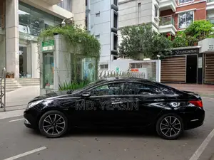 Hyundai Sonata Limited 2.0T Sedan (2.0L 4cyl 6A) 2012 Black