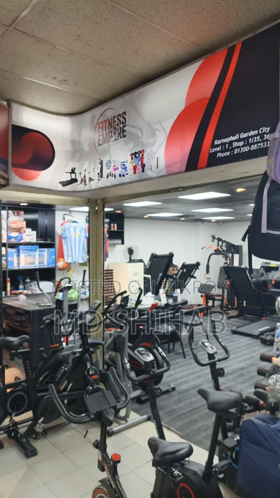 Shop for rent, running business in a prime location with a spacious layout