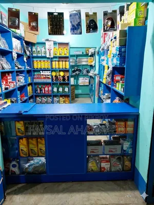 দোকানের সামনের টেবিলটা বিক্রি করবো