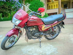 Honda 2007 Red