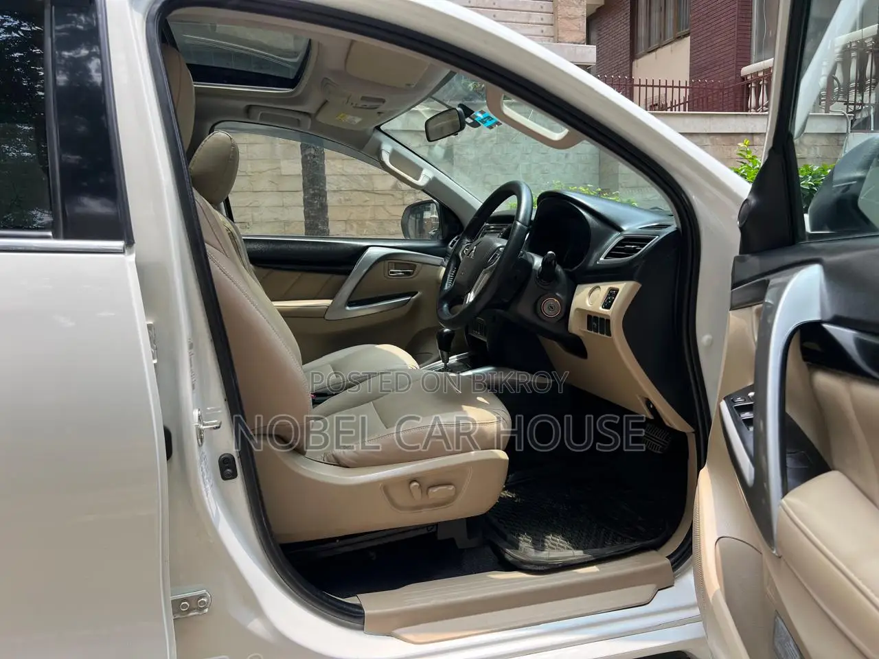 Mitsubishi Pajero Sport 2016 Pearl