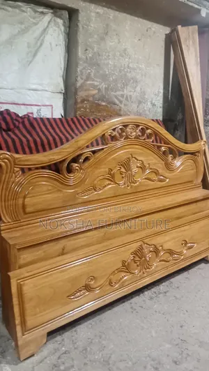 কম দামে স্মার্ট ডিজাইনের খাট আর্জেন্ট বিক্রয় করা হবে