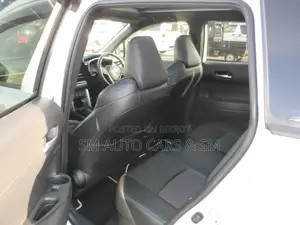 Toyota Corolla Cross 1.8 Hybrid FWD 2022 Pearl