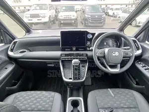 Toyota Voxy 2022 Gray