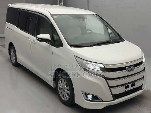 Toyota Noah 2021 Pearl
