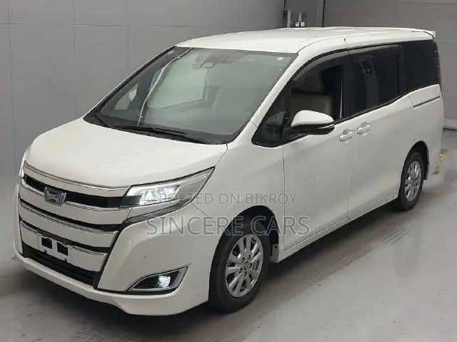 Toyota Noah 2021 Pearl
